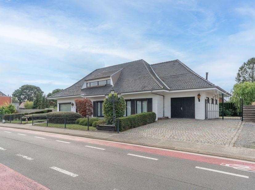 Huis te koop in Heilanders 31,
                    2350 Vosselaar