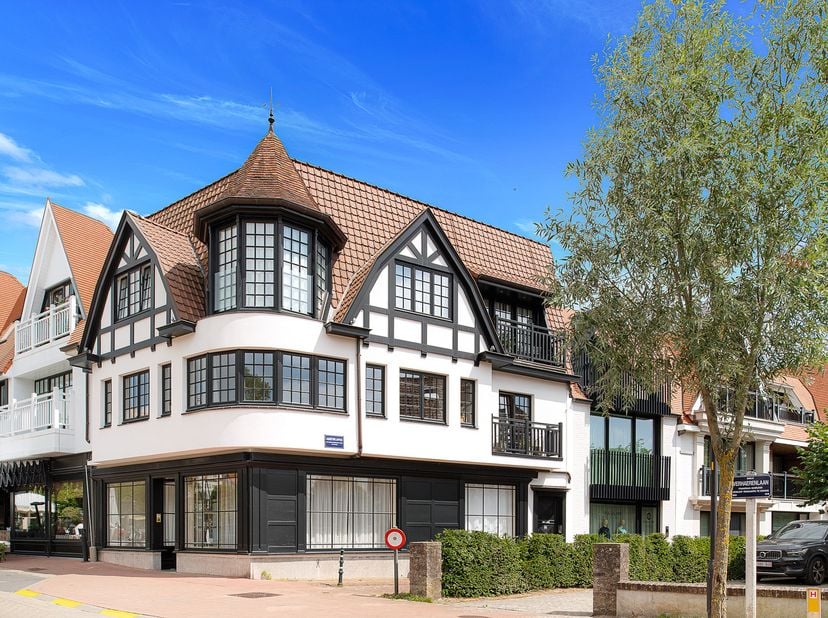 Appartement récent bénéficiant d’un emplacement privilégié au cœur du Zoute, à quelques pas de la plage, des commerces, du Minigolf et du Royal Zoute