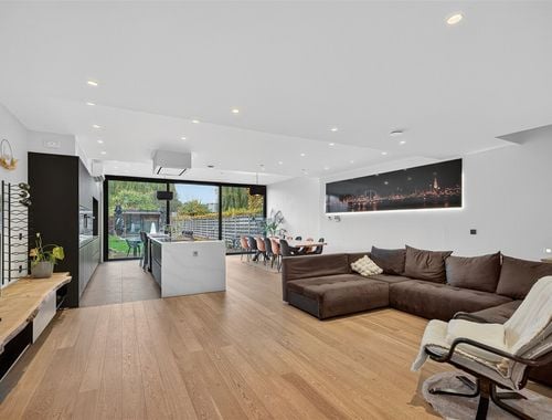                                         Arbeiderswoning te koop in Wilrijk, € 750.000
