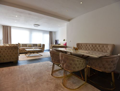                                         Woning te koop in Eeklo, € 264.000
