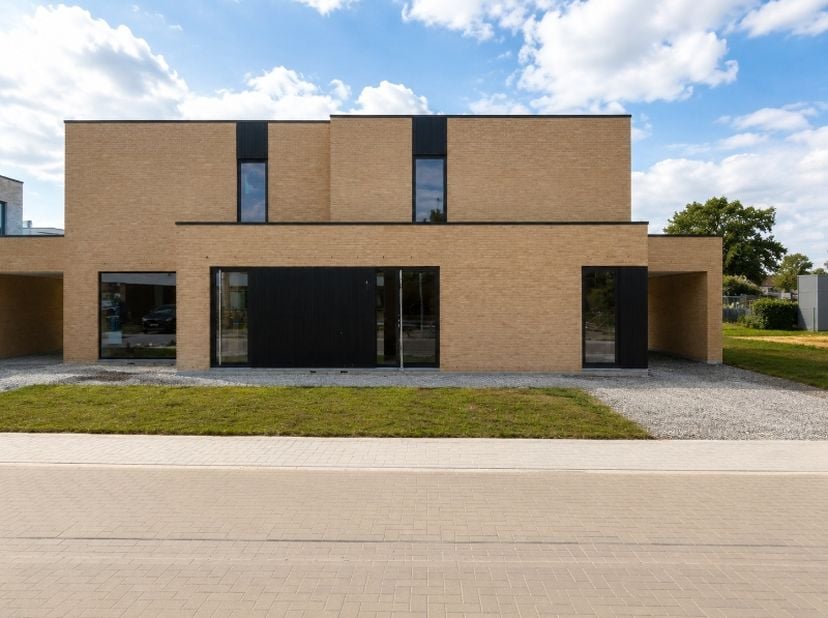 Huis te koop in Bareelweg 22,
                    8710 Wielsbeke