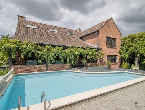                                         Woning te koop in Lille, € 495.000
