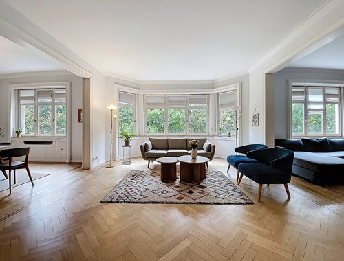                                         Appartement te koop in Elsene, € 890.000
