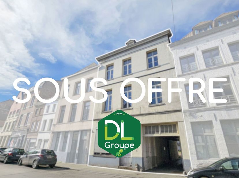 Description :<br />
Situé à proximité immédiate du centre-ville et de toutes les commodités, cet immeuble de rapport se compose de 7 logements, représ