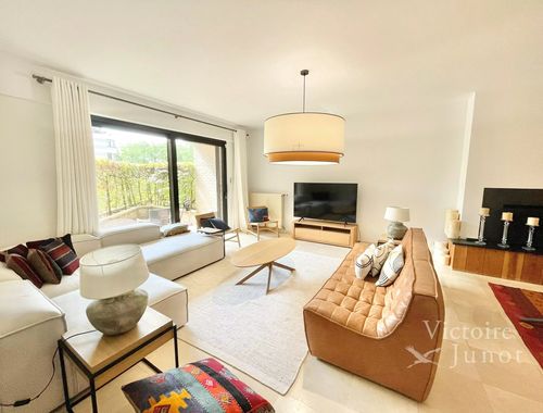                                         Appartement te huur in Ukkel, € 2.765
