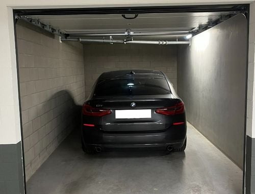                                        Garage à louer à Hasselt, € 150
