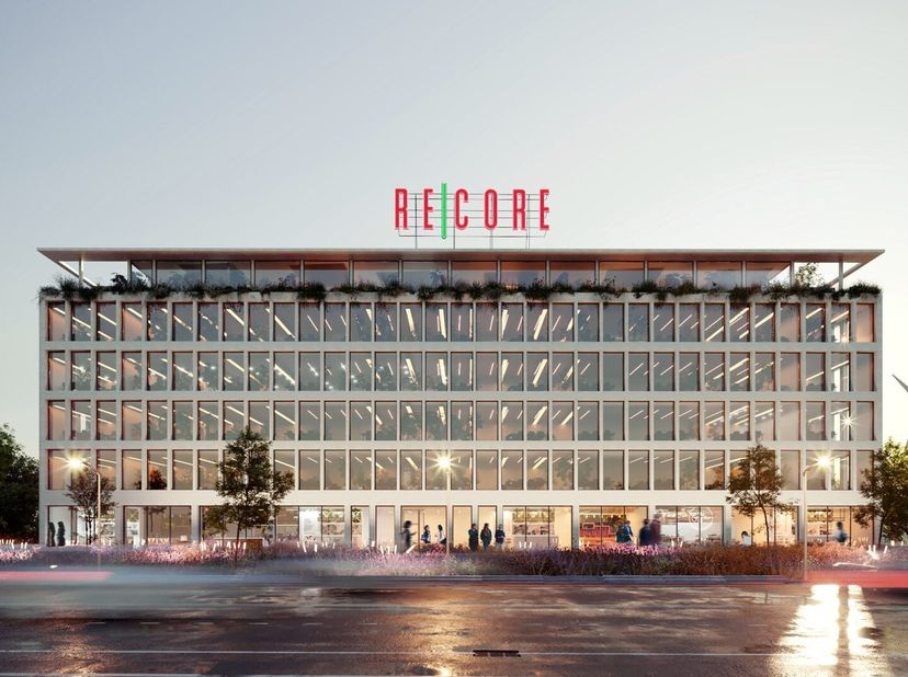 Bien professionnel à vendre
                    à 3500 Hasselt