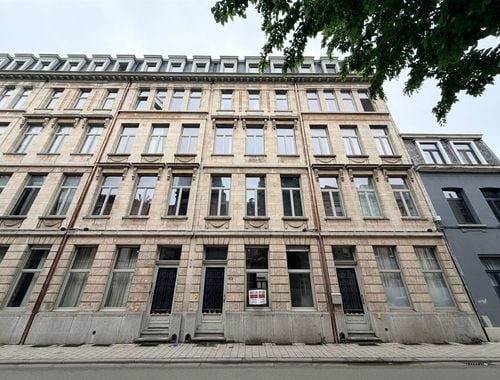                                         Appartement te huur in Berchem, € 995
