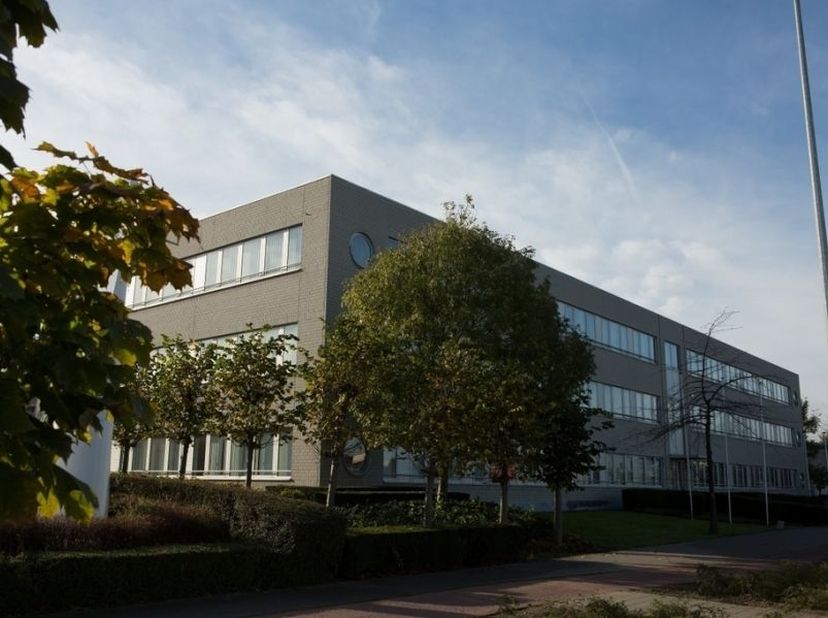 Bien professionnel à louer à Luchthavenlaan 4,
                    1800 Vilvoorde