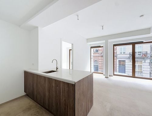                                        Appartement te huur in Sint-Gillis, € 1.600
