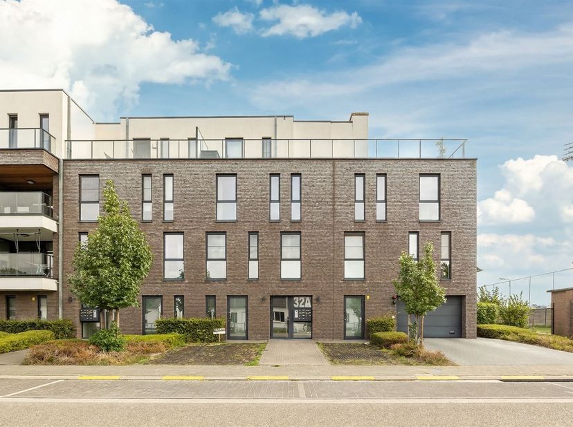 Appartement te koop in Schorsmolenstraat 32A bus 001,
                    2800 Mechelen