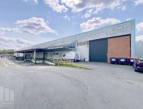                                         Bâtiment d’entreprise à vendre à Brugge, € 450.000

