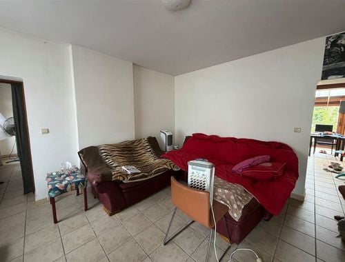                                         Eengezinswoning te huur in Péruwelz, € 700
