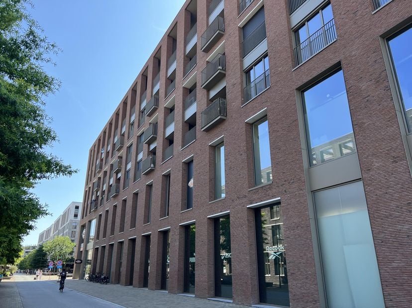 Uniek 1-slaapkamerappartement met uitzicht op de jachthaven van de Quartier Bleu.<br />
<br />
Bent u op zoek naar een stijlvol en comfortabel apparte