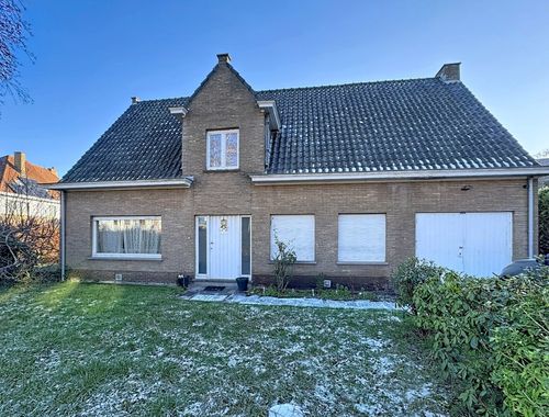                                         Villa à vendre à Assebroek, € 439.000

