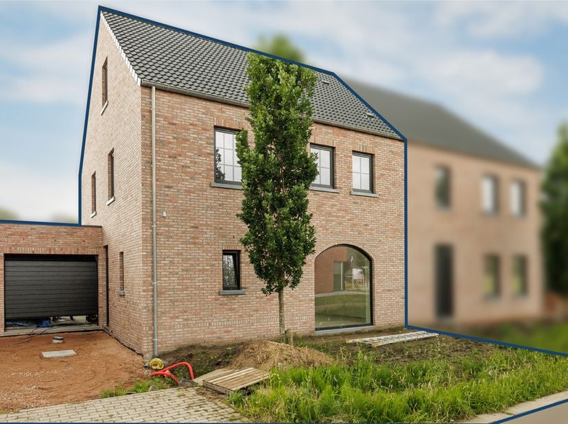 Deze energiezuinige nieuwbouwwoning bevindt zich in een nieuwe en rustige woonwijk in Dessel, met een vlotte bereikbaarheid en nabijheid van winkels,