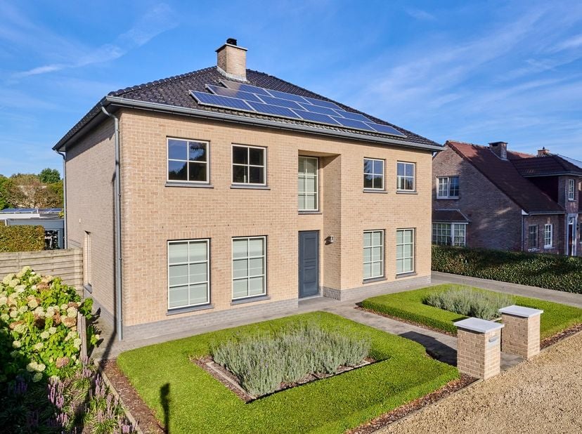 Huis te koop in Einde 132,
                    3920 Lommel