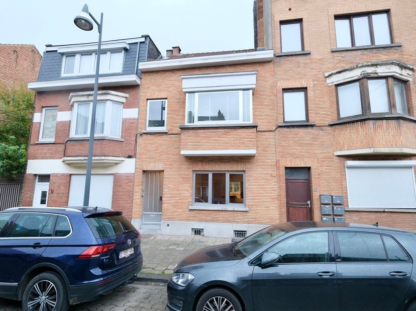 Appartement te koop
                    in 1080 Sint-Jans-Molenbeek