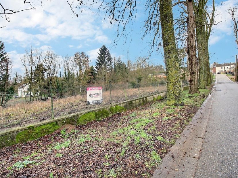 Grond te koop in ,
                    5640 Mettet