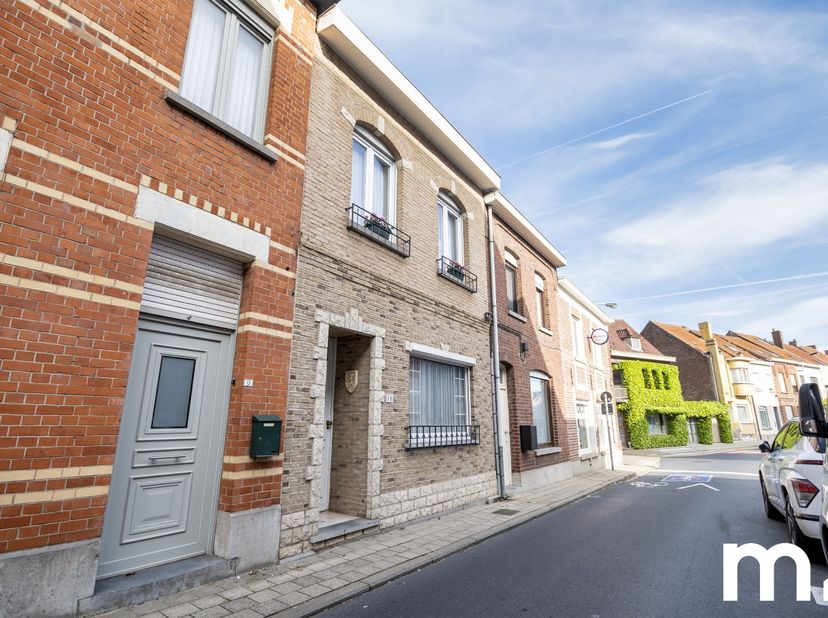 Huis te koop in Deerlijkstraat 15,
                    8550 Zwevegem