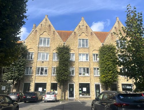                                         Bien commercial à louer à Diksmuide, € 1.750
