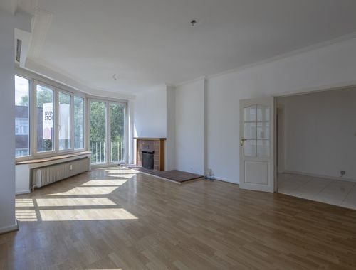                                         Appartement te koop in Sint-Jans-Molenbeek, € 230.000
