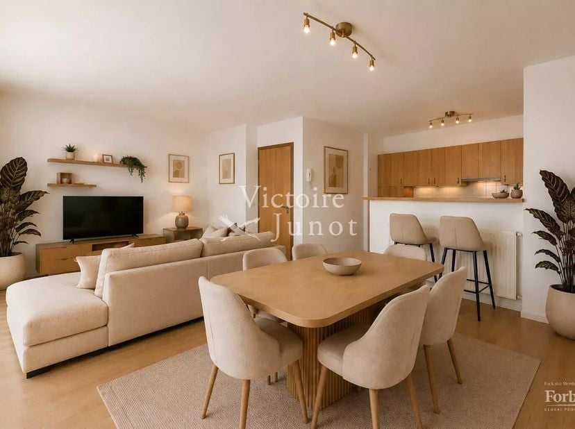 Op een steenworp afstand van de Louise-laan en haar winkels presenteert Victoire-Junot u exclusief dit prachtige appartement van ± 81 m² bruto (volgen