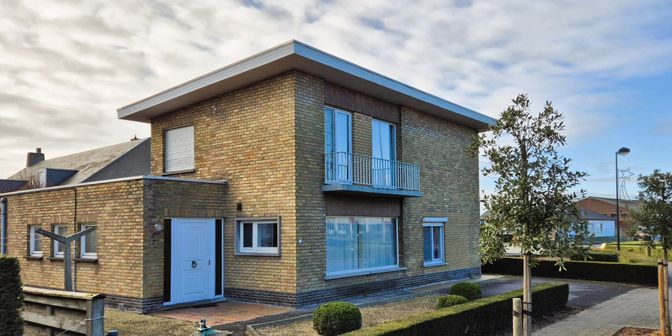 Maison à vendre à Sint-Elooistraat 57, 8210 Zedelgem