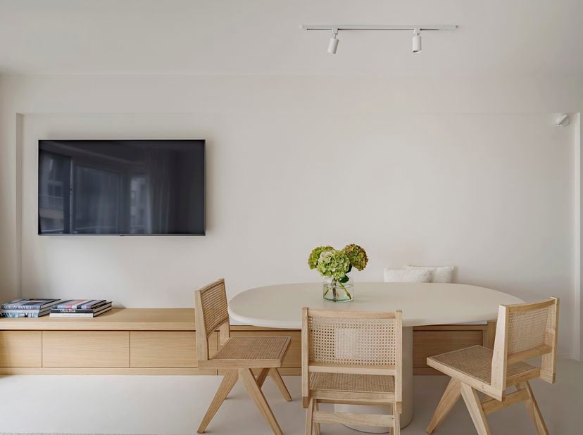 Appartement lumineux de deux chambres de 70 m² avec vue imprenable sur la mer, situé sur la célèbre place Rubens à Knokke-Heist.<br />
L'appartement e