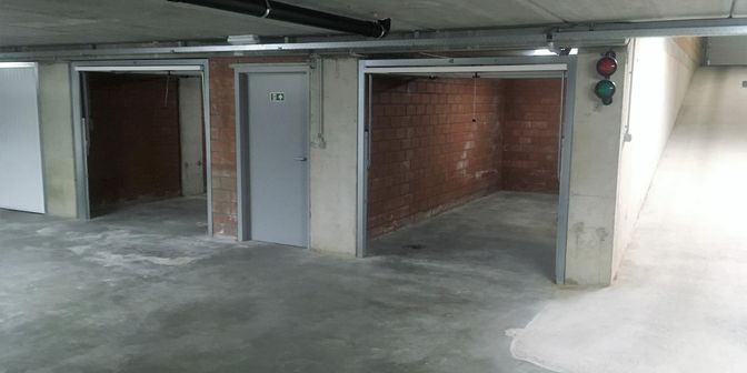 Garage te koop in Hermans-Lybaertstraat 40, 8301 Heist