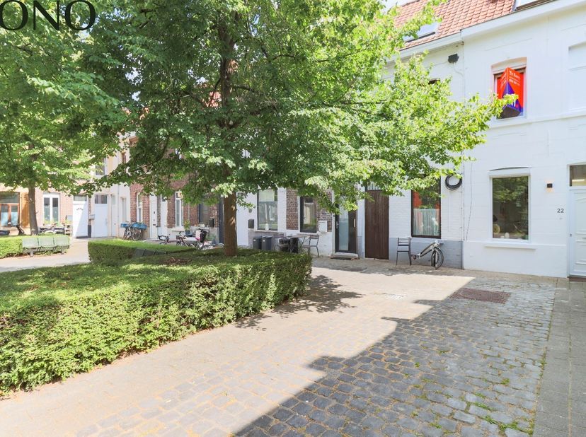 Huis te huur in Sint-Annabeluik 22,
                    8500 Kortrijk