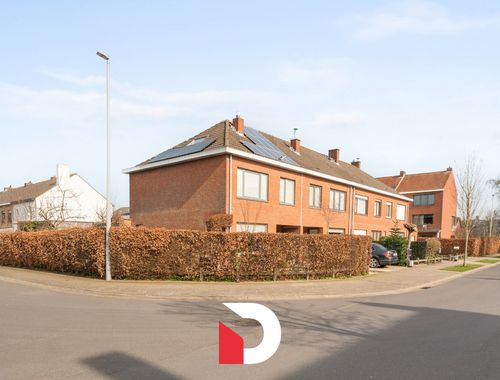                                         Maison à vendre à Sint-Kruis, € 465.000
