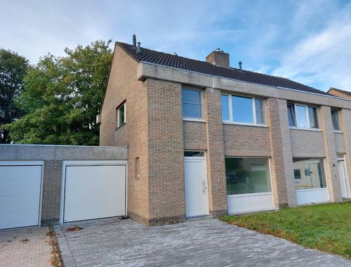                                         Woning te huur in Assebroek, € 1.150

