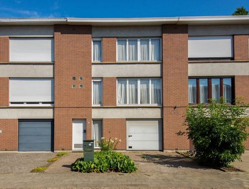                                         Eengezinswoning te koop in Ekeren, € 299.000
