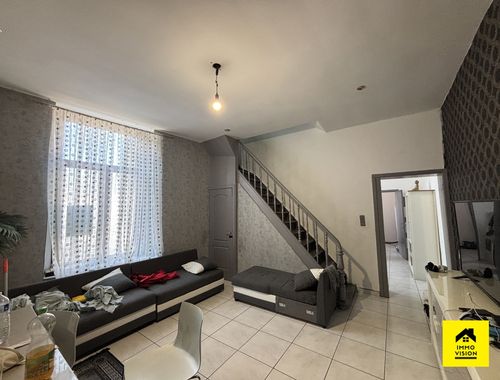                                         Maison à vendre à Monceau-sur-Sambre, € 129.000
