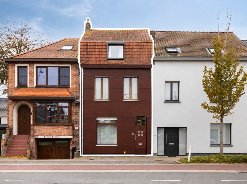 Huis te koop in Oostendsesteenweg 89,
                    8000 Sint-Pieters