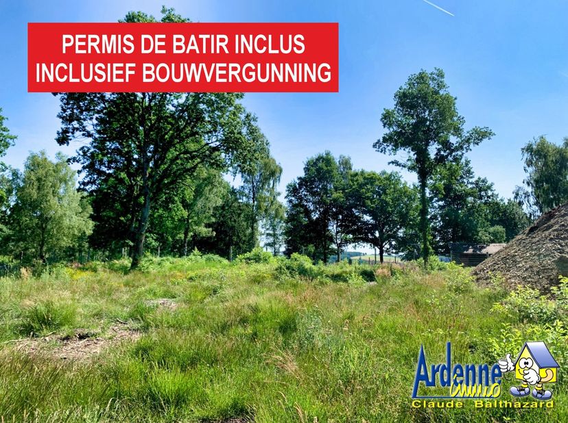 Bouwterrein met bomen in recreatiezone, deel uitmakend van het standingvolle Residentieel Park les Onays, volledig uitgerust<br />
INCLUSIEF BOUWVERGU