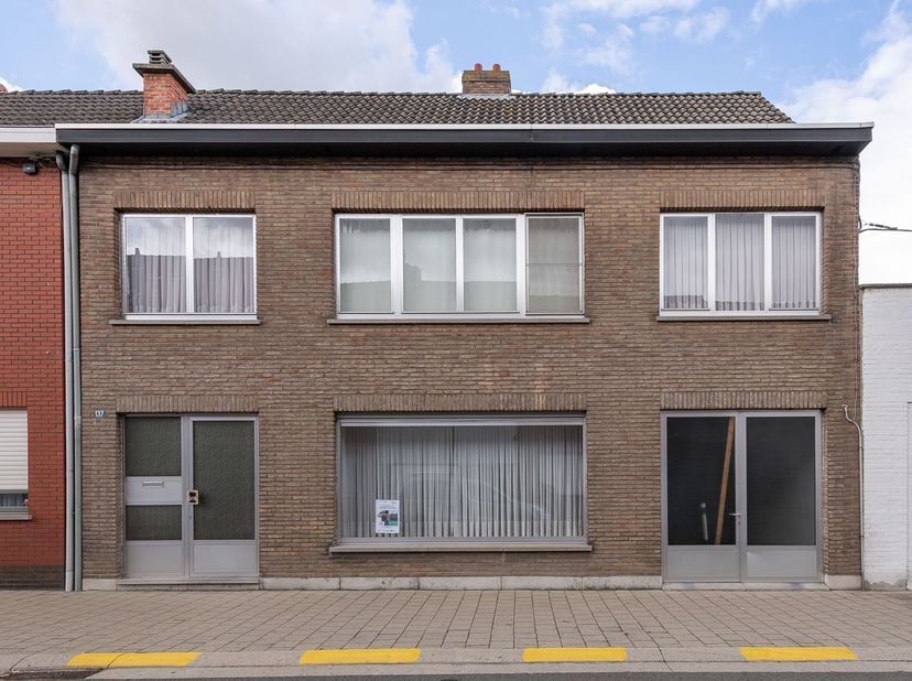 Huis te koop in Kallobaan 137,
                    9120 Beveren