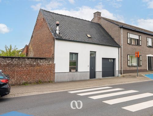                                         Woning te koop in Kruishoutem, € 375.000
