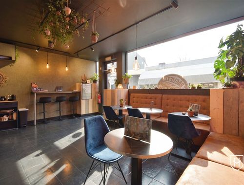                                         Immeuble d'appartements à vendre à Lanaken, € 115.000
