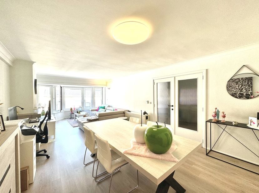 Appartement te koop in Stationsstraat 179 bus 2.2,
                    8790 Waregem