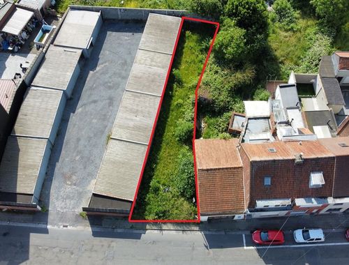                                        Terrain à vendre à Mouscron, € 69.000
