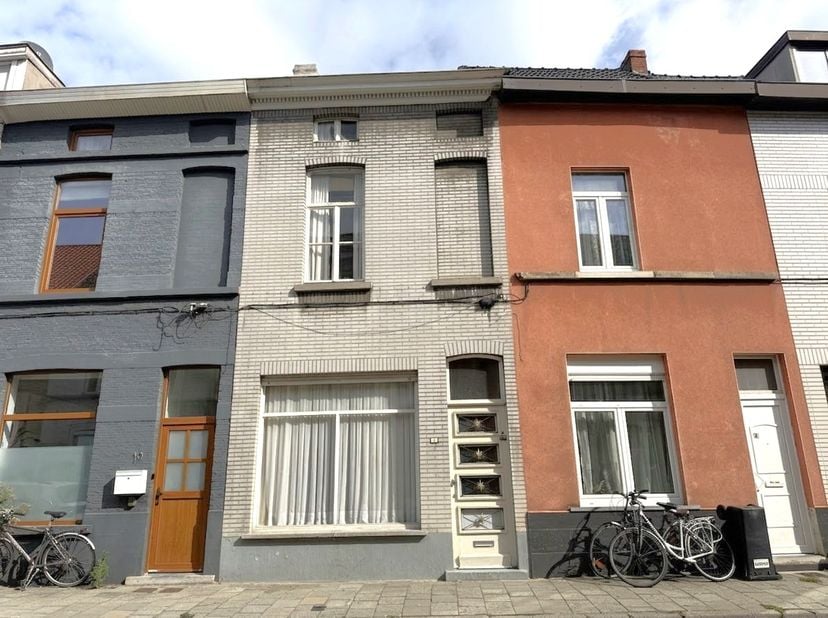 Huis te koop in Dendermondsesteenweg 21,
                    9070 Destelbergen