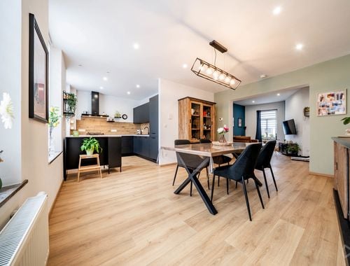                                         Woning te koop in Florennes, € 250.000
