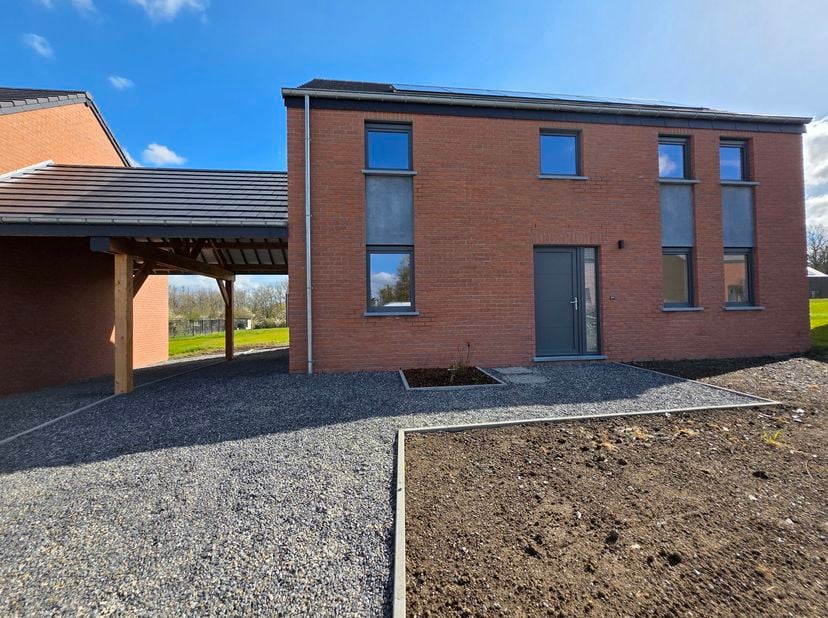 Huis te koop
                    in 6940 Grandhan