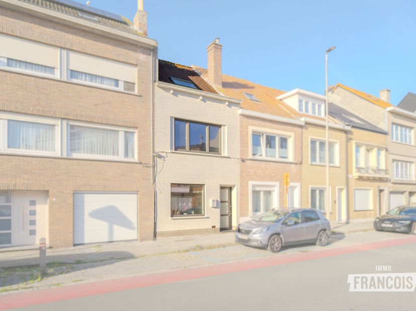 Maison à vendre à Stuiverstraat 257,
                    8400 Stene