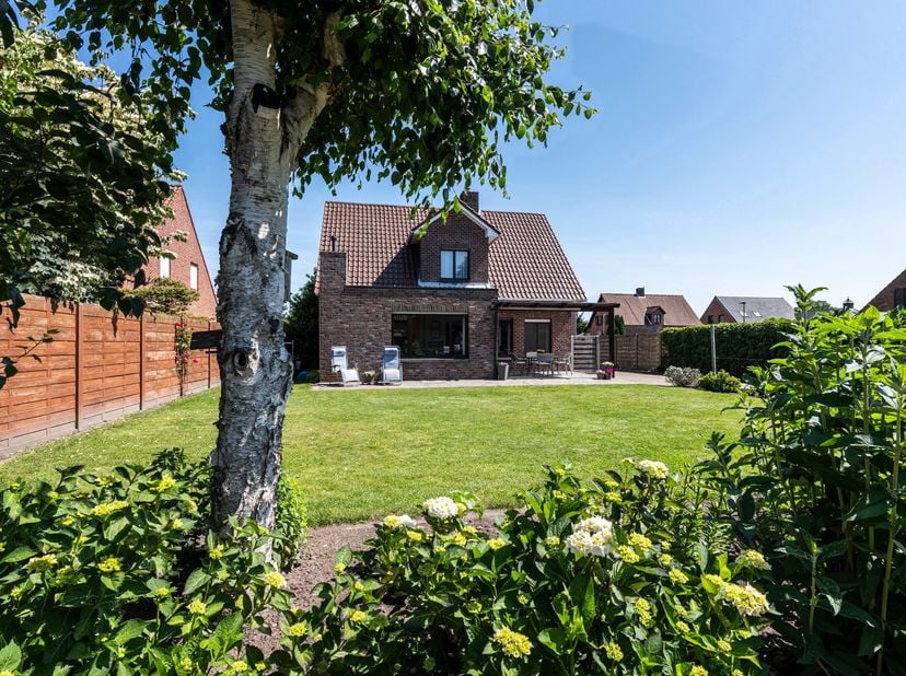 Huis te koop in Reiakker 12,
                    2381 Weelde