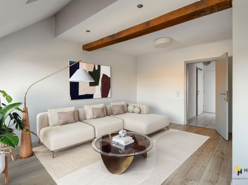 Begijnenvest 22 (3e verd.) - Antwerpen (2000)<br />
<br />
Instapklaar duplex appartement (106 m²) met 3 slaapkamers en 2 badkamers in Antwerpen (20
