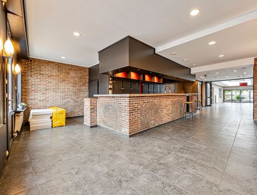                                         Commercieel Gebouw te huur in Menen, € 895
