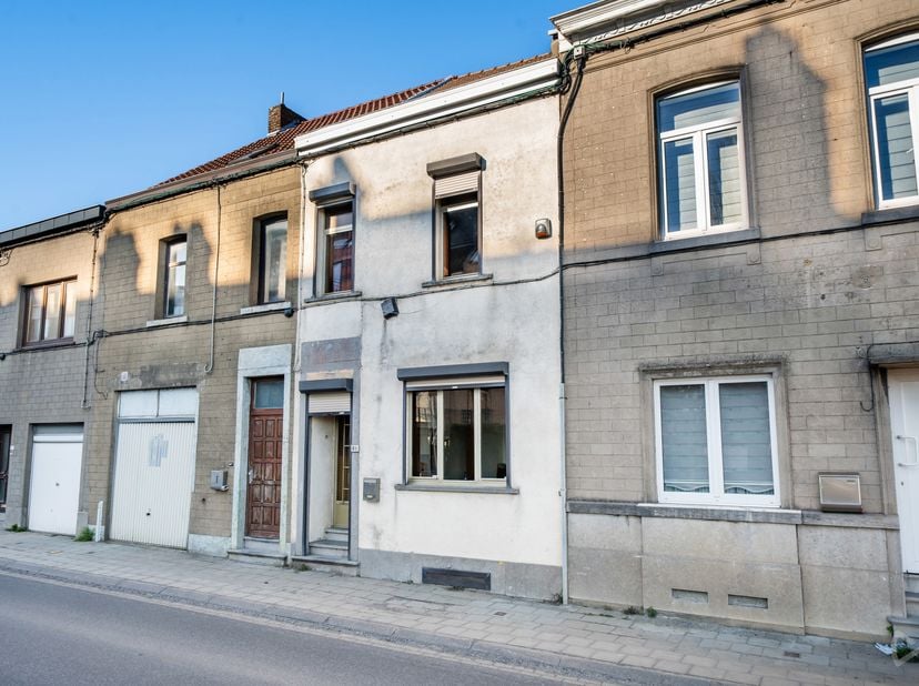 Huis te koop
                    in 7100 La Louviere